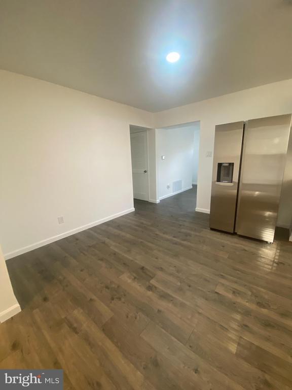 Building Photo - 532 Cormorant Dr