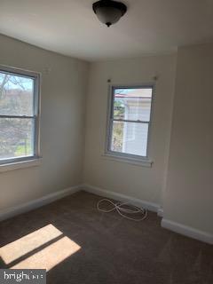 Building Photo - 4417 Brooks St NE