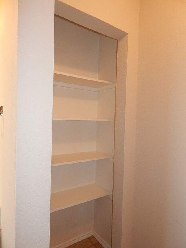 Building Photo - Updated Home in Falcon’s Lair with Fresh P...