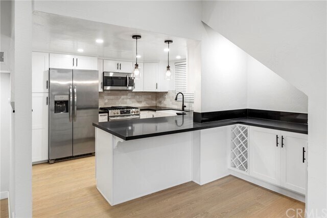 Building Photo - 1619 W Balboa Blvd