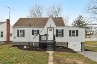 Building Photo - 133 N Pearl St