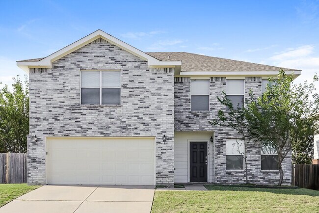 Building Photo - 3512 Cayman Dr