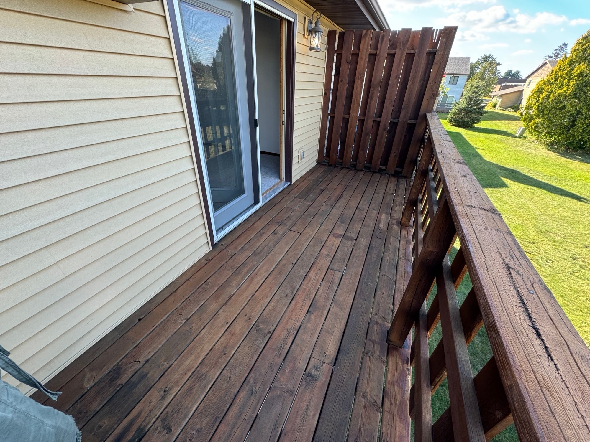 Building Photo - 2318 Meadow Ln