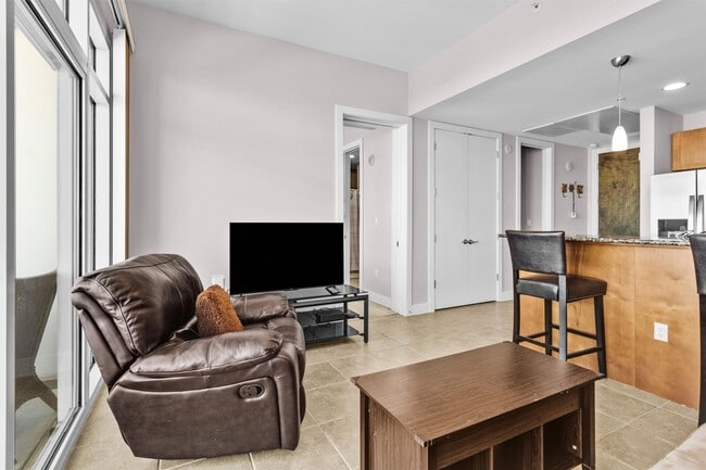 Building Photo - 500 Seawall Blvd