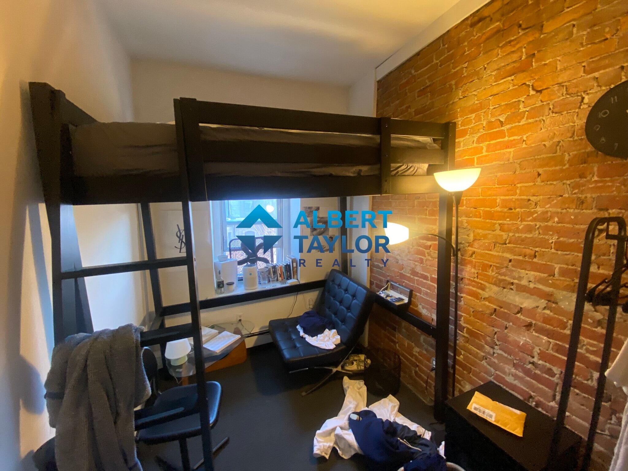 Building Photo - 14 Wigglesworth St