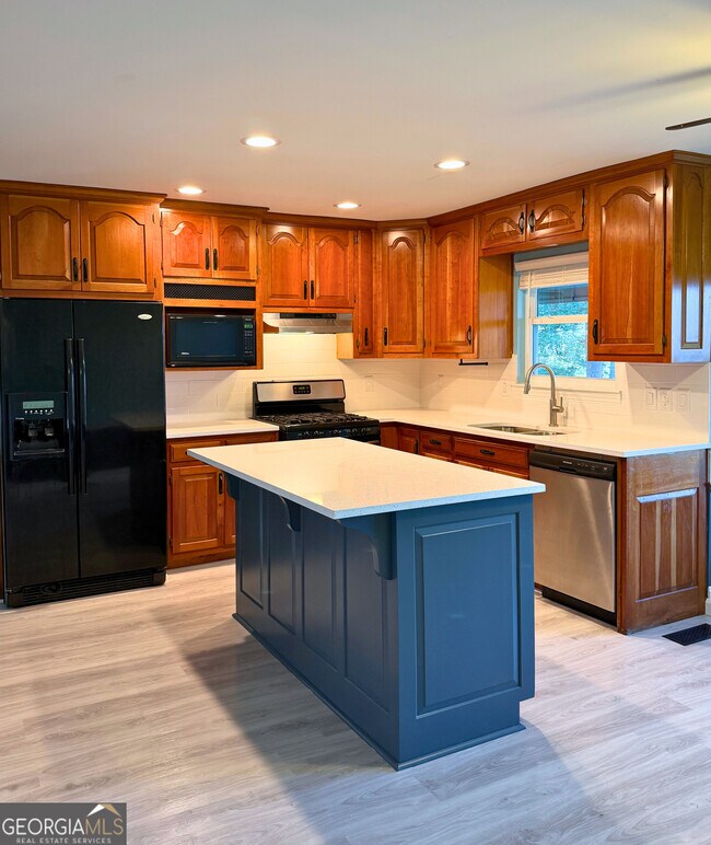 Building Photo - 292 Alexanders Ct