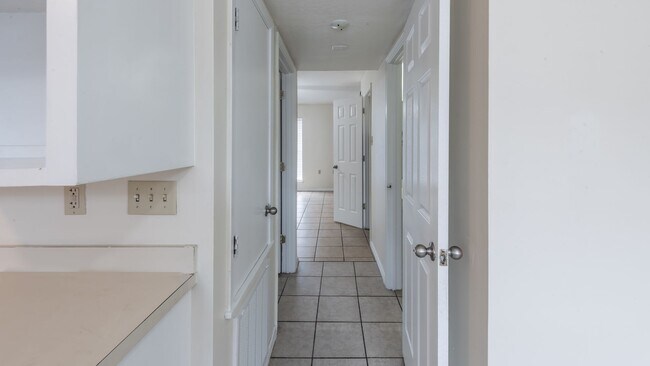 Building Photo - The Grande at Timberwood