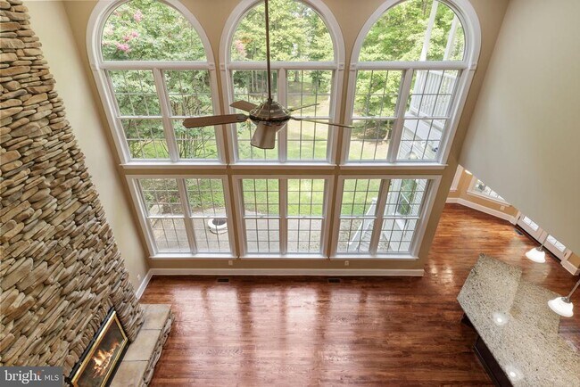 Building Photo - 45105 Mill Creek Way
