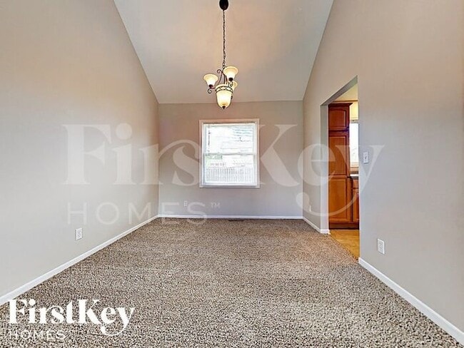 Building Photo - 764 Weston Dr