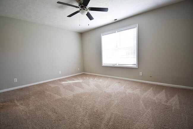 Building Photo - COMING SOON-3 Bedroom 2 Bathroom Home- Pets Considered