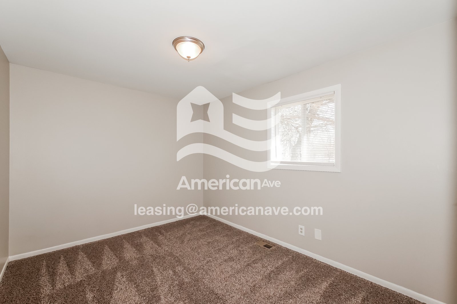 Building Photo - 4053 Arquette Dr