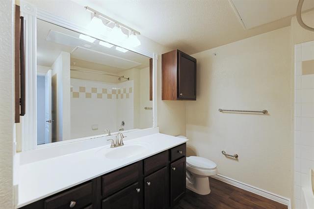 Building Photo - 9900 McNeil Dr