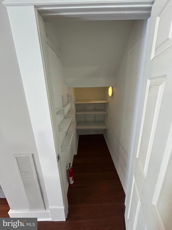 Building Photo - 1011 Princeton Pl