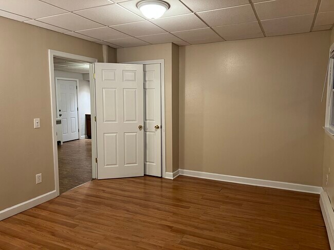 Building Photo - 37 South St