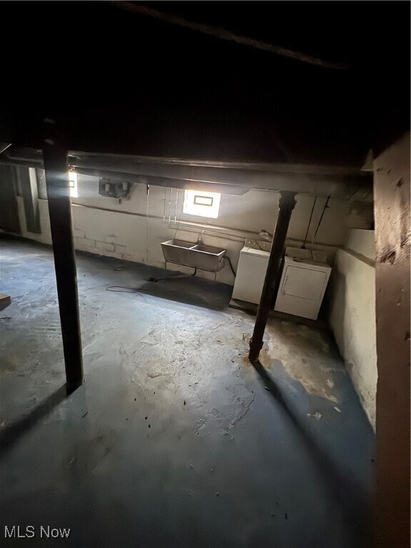 Building Photo - 3660 E 76th St