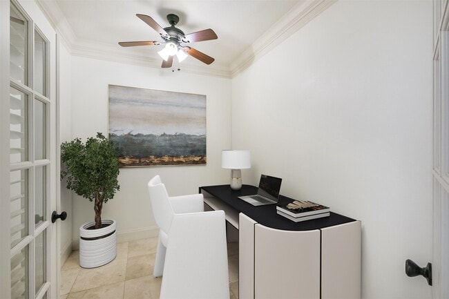 Building Photo - 407 W Bell St