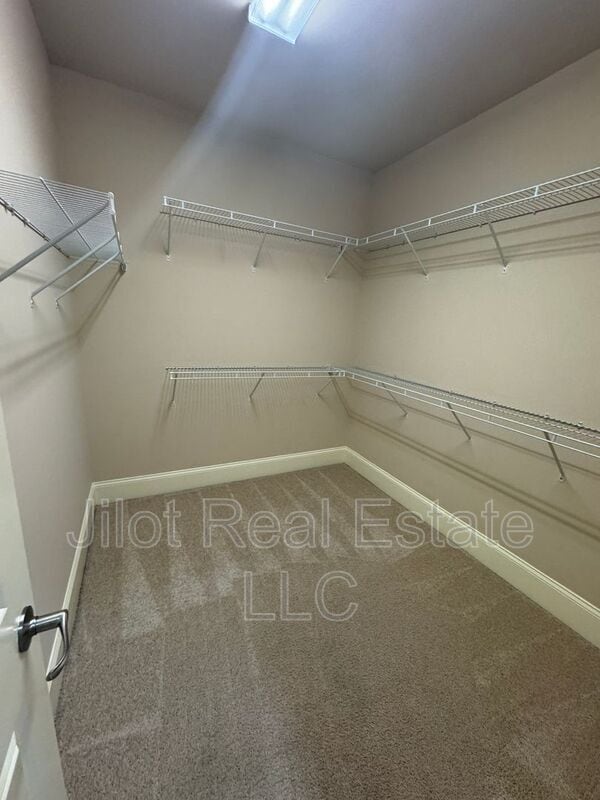 Building Photo - 3134 Chestnut Woods Dr