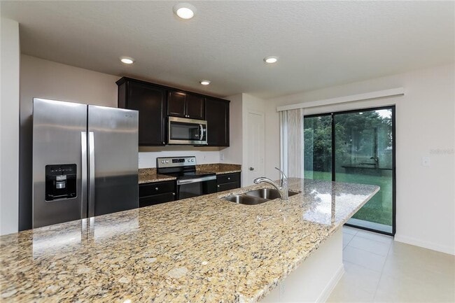 Building Photo - 35685 Rose Moss Ave