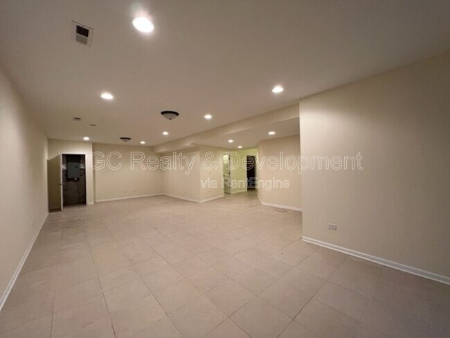 Building Photo - 4219 Fraser Cir