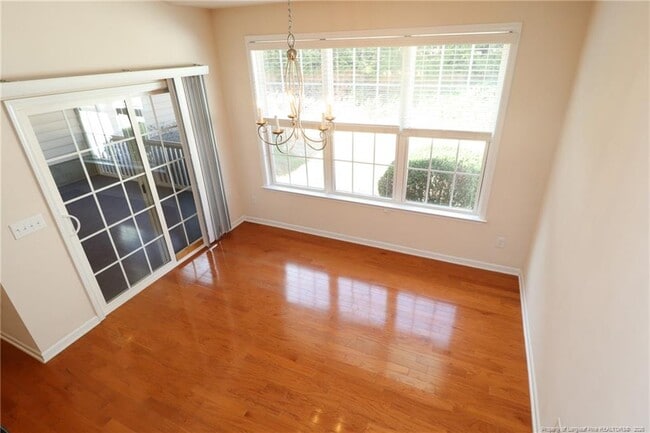 Building Photo - 619 Sealine Dr