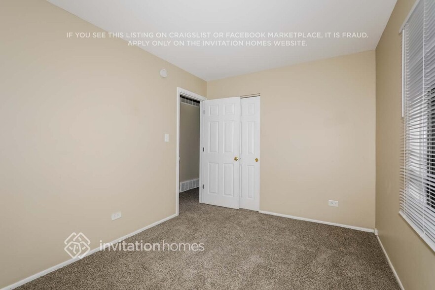 Building Photo - 1381 Alberta Ct