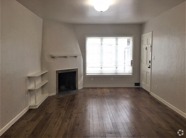 Building Photo - 917 Santa Clara Ave
