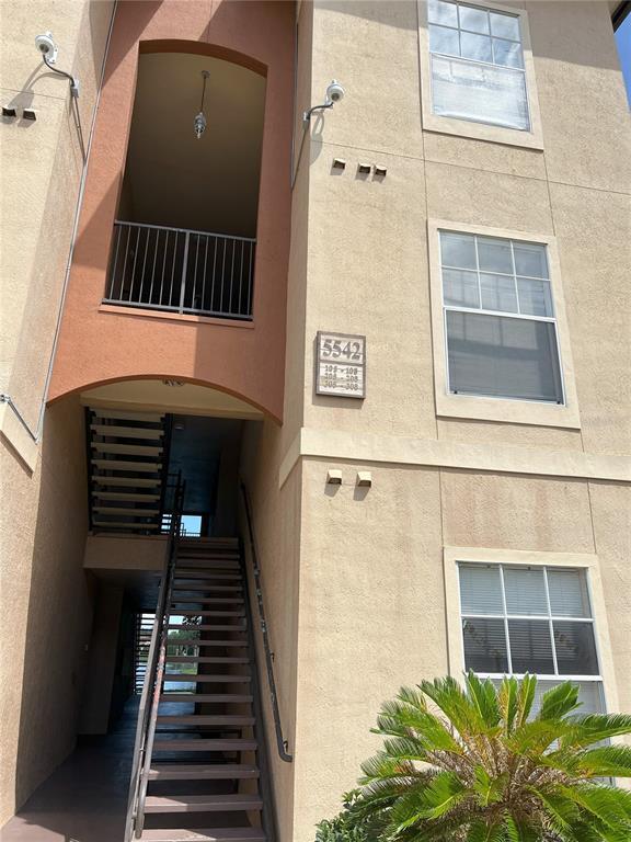 Building Photo - 5542 Metrowest Blvd