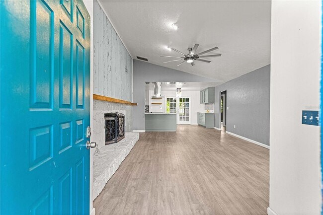 Building Photo - 4951 SE 35th Ave