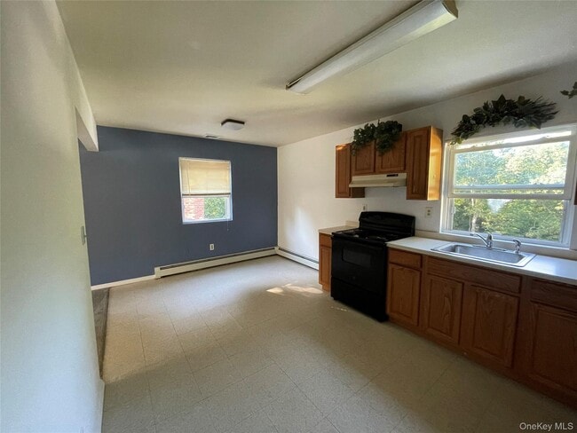 Building Photo - 31 Altamore St