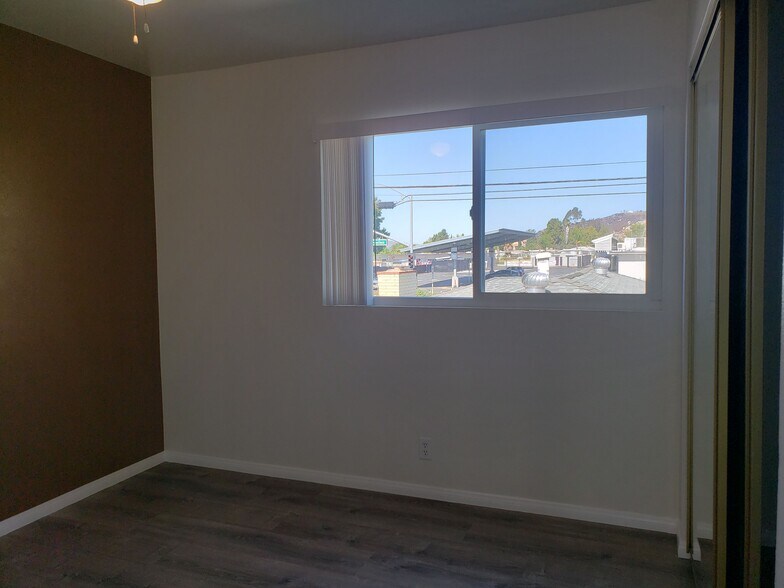 Building Photo - 1261 Victor St