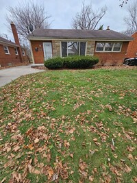 Building Photo - 3bed/2.5bath Brick Ranch with 2 car Garage...