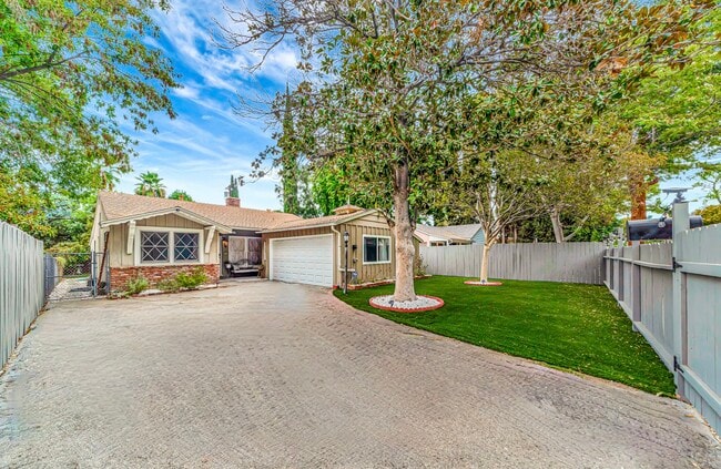 Building Photo - 22059 Ybarra Rd