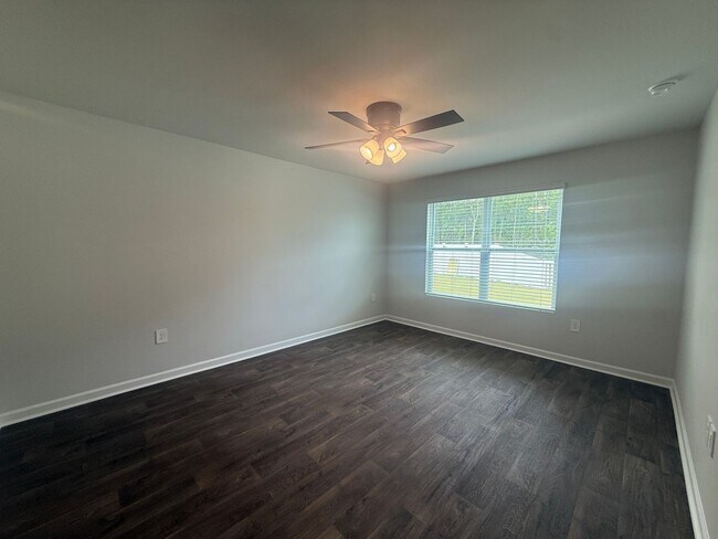 Building Photo - 339 Elizabeth Dr