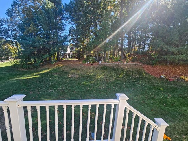 Building Photo - 9 Hibiscus Way