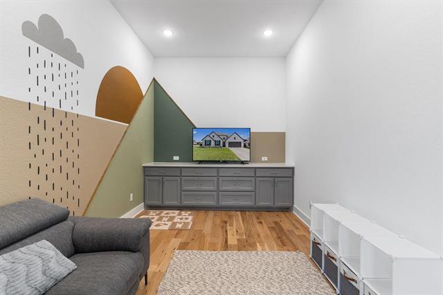 Building Photo - 421 Wolf Creek Dr