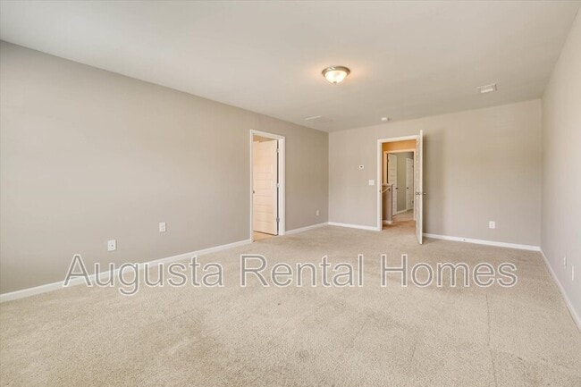 Building Photo - 5054 Vine Ln