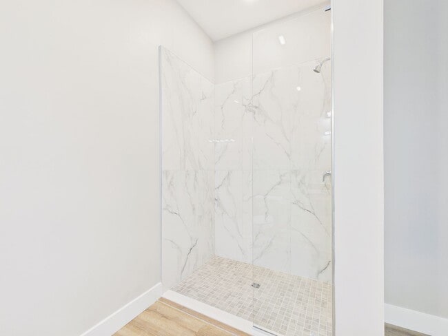 Building Photo - The Lofts at Midtown