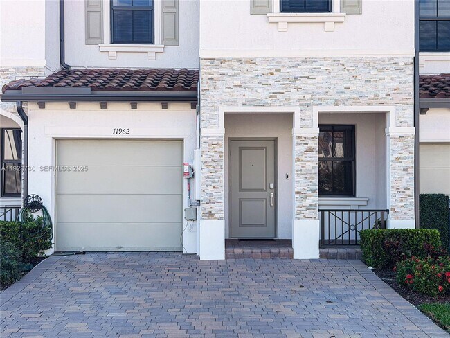 Building Photo - 11962 SW 247th Ter