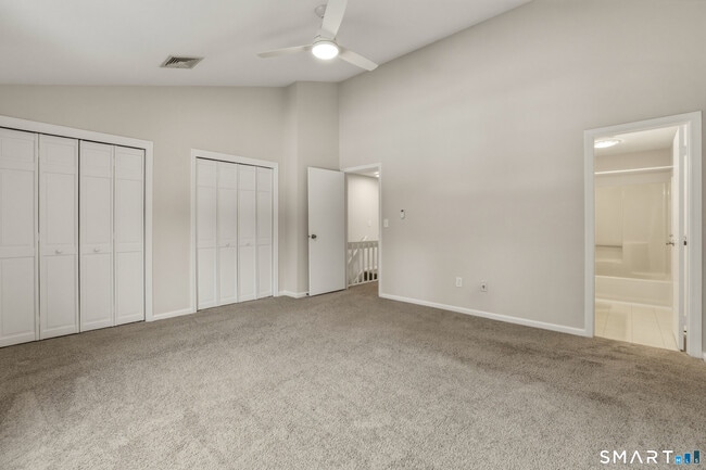 Building Photo - 116 Songbird Ln