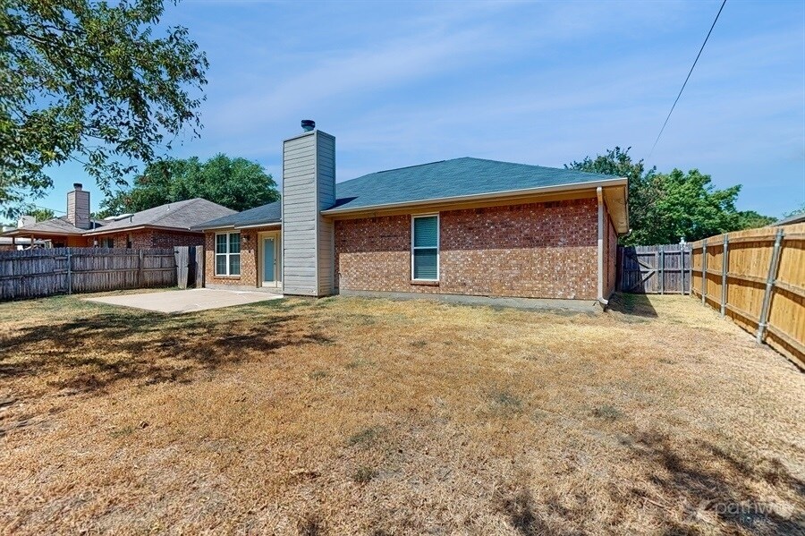 Building Photo - 16 Atlanta Ct