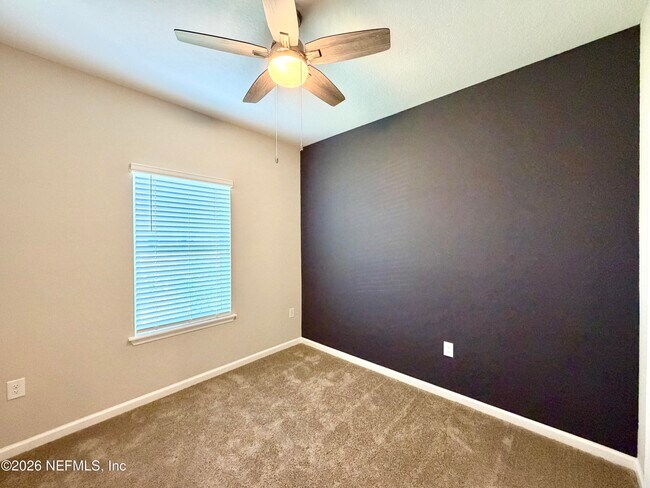 Building Photo - 417 Pine Bluff Dr