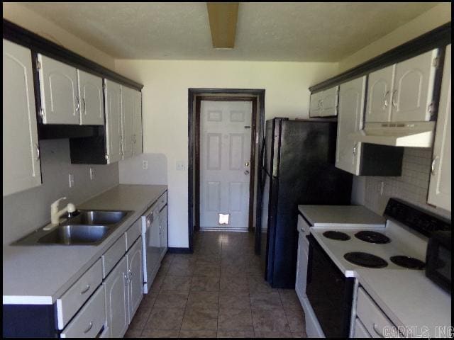 Building Photo - 19 Fox Run Cir