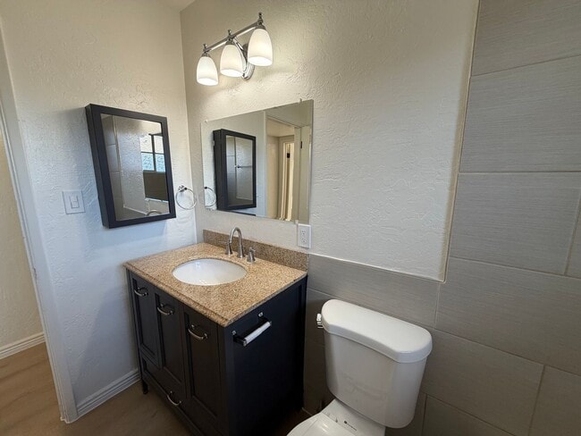 Building Photo - Spacious 4 Bed 3 Bath Single-Level Home | RV Gate | Huge Yard | Bright Open Layout