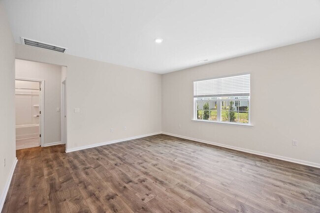 Building Photo - Brand New Construction FIVE Bedrooms!