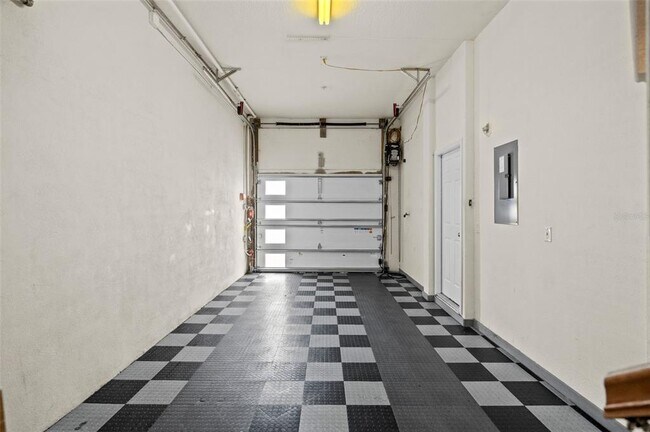 Building Photo - 1593 Pinellas Bayway S
