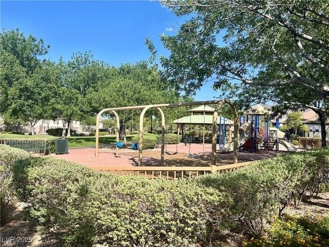 Building Photo - 1285 Large Cap Dr