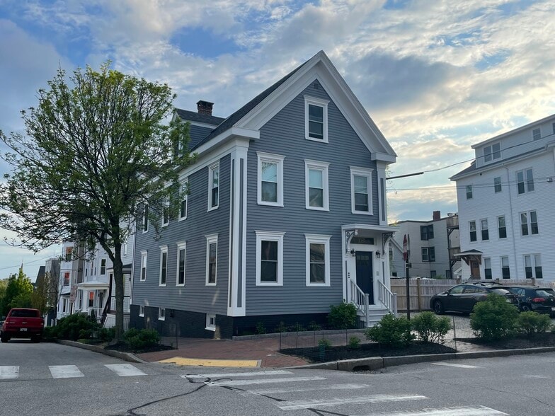 Primary Photo - 18 North St