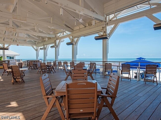 Building Photo - 6361 Pelican Bay Blvd