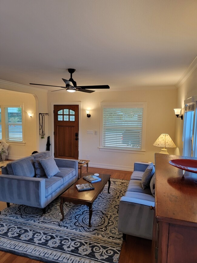 Building Photo - 3540 M St