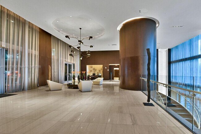 Building Photo - 900 Biscayne Blvd